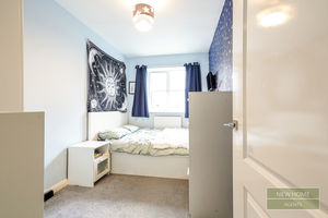 Photo 17- click for photo gallery